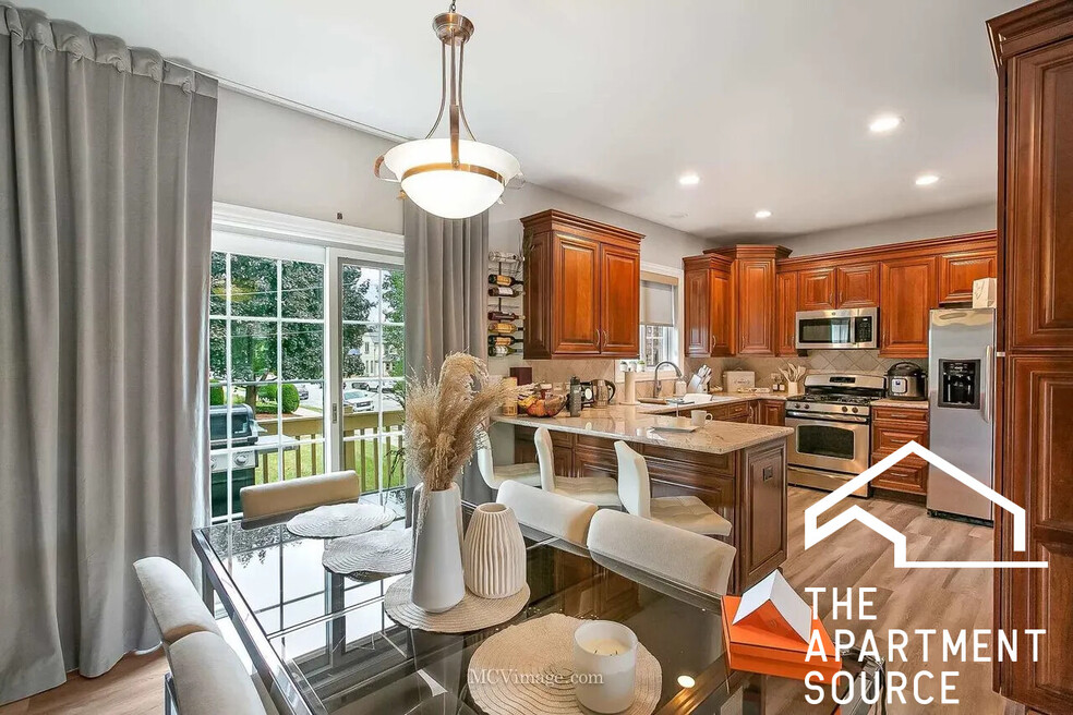 148 Kimball St, Elgin, IL 60120 - photo 1