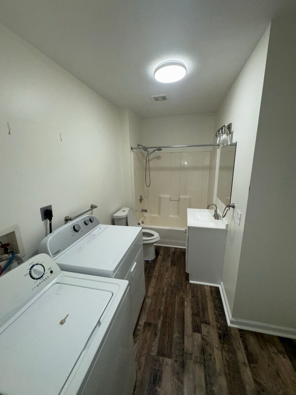 28141 E Broadway St unit 1, Walbridge, OH 43465 - photo 7