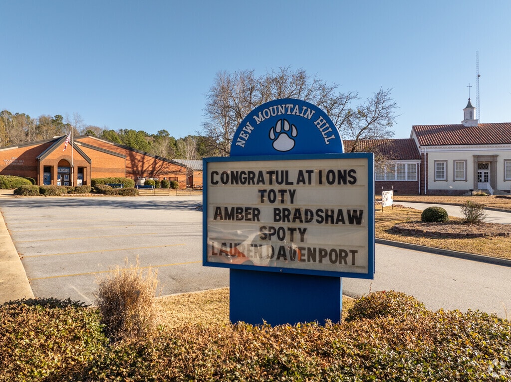 New Mountain Hill Elementary School has an overall Niche grade of A-.