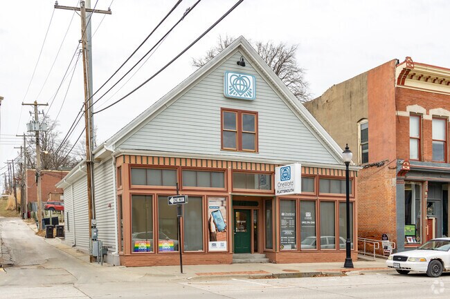 OneWorld provides health care to the Plattsmouth community.