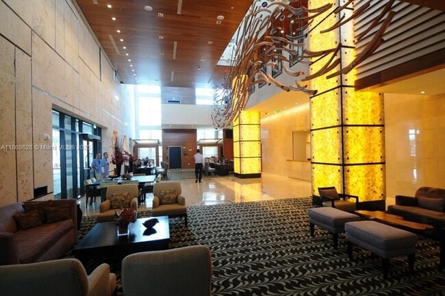 6801 Collins Ave, Miami Beach, FL 33141 - photo 3