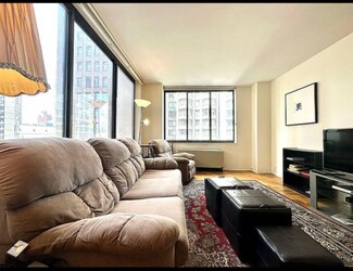 62 W 62nd St, New York, NY 10023