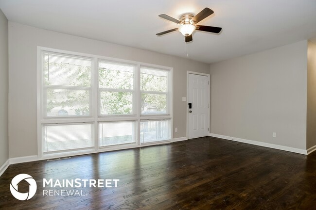 6401 E 149th St, Grandview, MO 64030 - photo 3