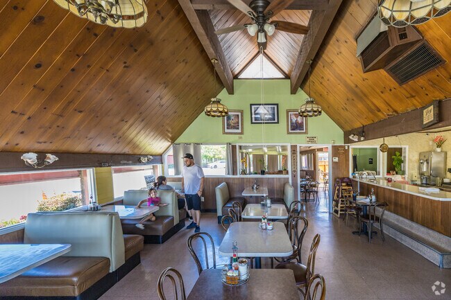 Anna’s Coffee Shop is a Jackson triangle staple.