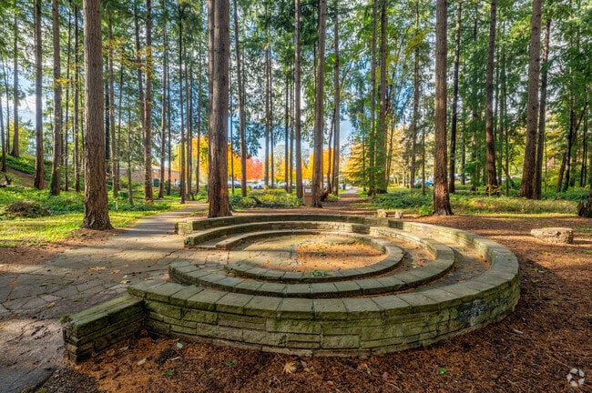 Go to the Burien Community Center's wooded amphitheater for some fresh air near Linde Hill Park.