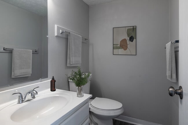 Dakota Ridge, Akron, OH 44310 - photo 2