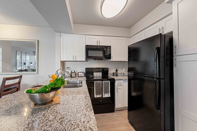 IMT Sorrento Valley, San Diego, CA 92126 - photo 4