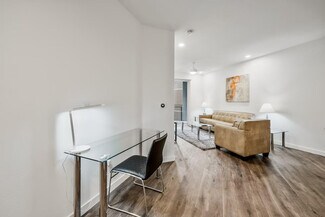 375 Camino de la Reina Unit ID1058451P, San Diego, CA 92108