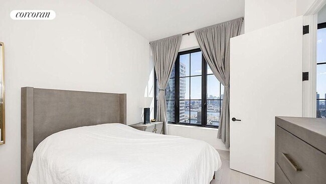The Sutton, New York, NY 10022 - photo 3