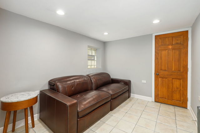 4115 W Melrose St unit GS, Chicago, IL 60641 - photo 2