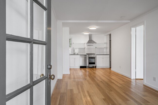 22 Montezuma St unit 22A, San Francisco, CA 94110 - photo 3