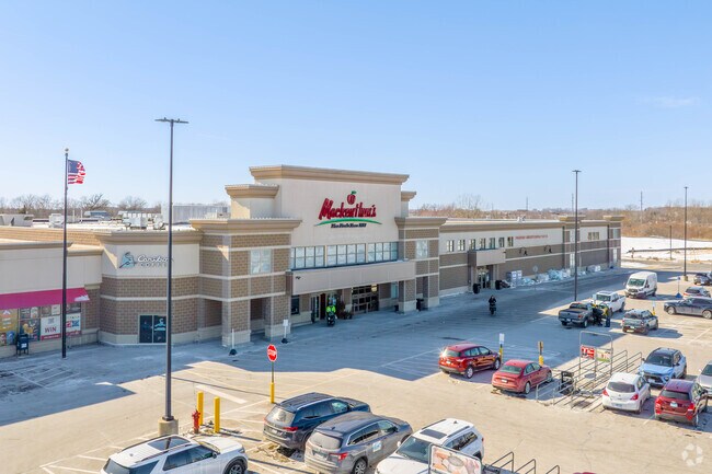 Mackenthun's is the major grocer in the Waconia area.