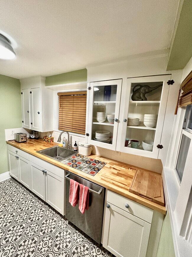 4007 NE 8th Ave, Portland, OR 97212 - photo 5