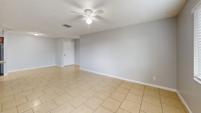 638 Golden Raintree Place, Brandon, FL 33510 - photo 2