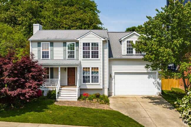 Stunning colonial revival style home located in New Market.