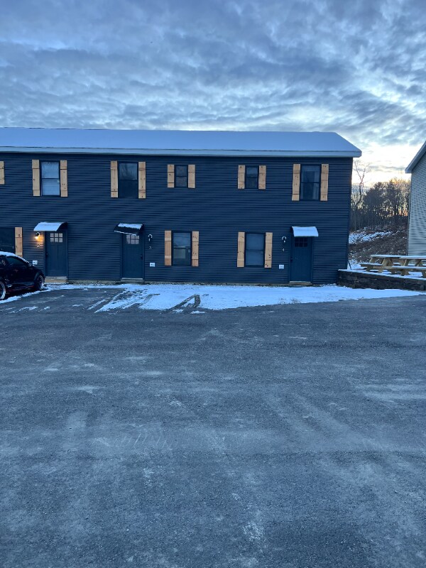 672 Main Rd N Unit 16, Hampden, ME 04444