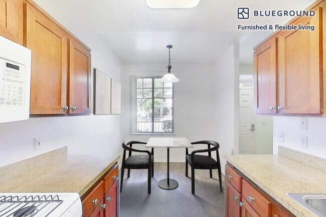 29128 Oak Creek Ln unit FL2-ID10711A, Agoura Hills, CA 91301 - photo 5