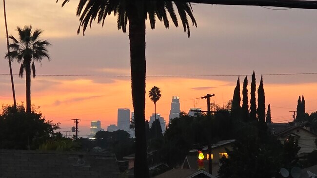 445 N Townsend Ave unit 2nd Floor, Los Angeles, CA 90063 - photo 5