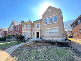 7260 Pershing Ave Unit 1E, University City, MO 63130