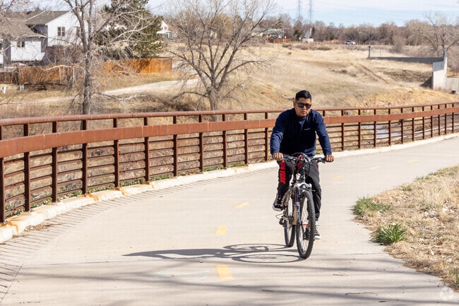 The Toll Gate Creek Trail runs through the Rocky Ridge neighborhood.