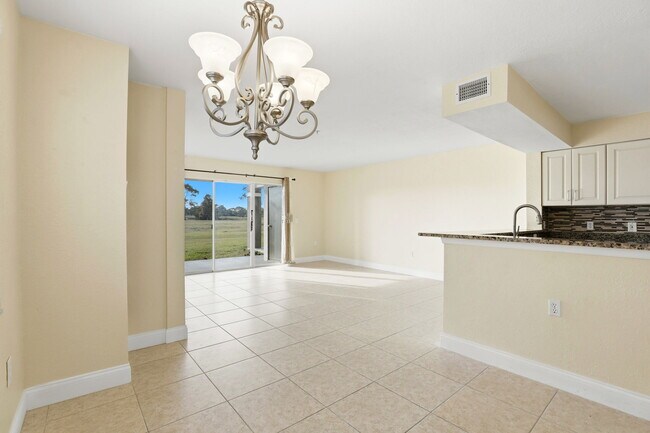 13839 Fairway Island Dr unit 1111, Orlando, FL 32837 - photo 5