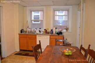 90 Cypress St Unit 5, Brookline, MA 02445