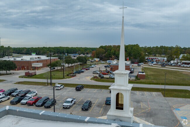 A vibrant tapestry of learning experiences are available at Founders Christian School.