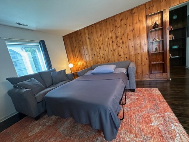 415 N Dunn St unit 3, Bloomington, IN 47408 - photo 5