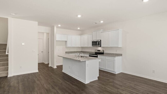 12093 Conrad Cir, Hampton, GA 30228 - photo 7