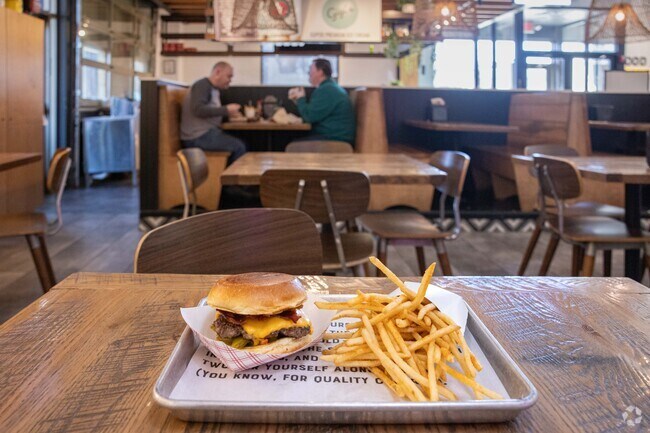 Fresh Stack Burger Company serves burgers and fries from fresh, locally sourced ingredients.