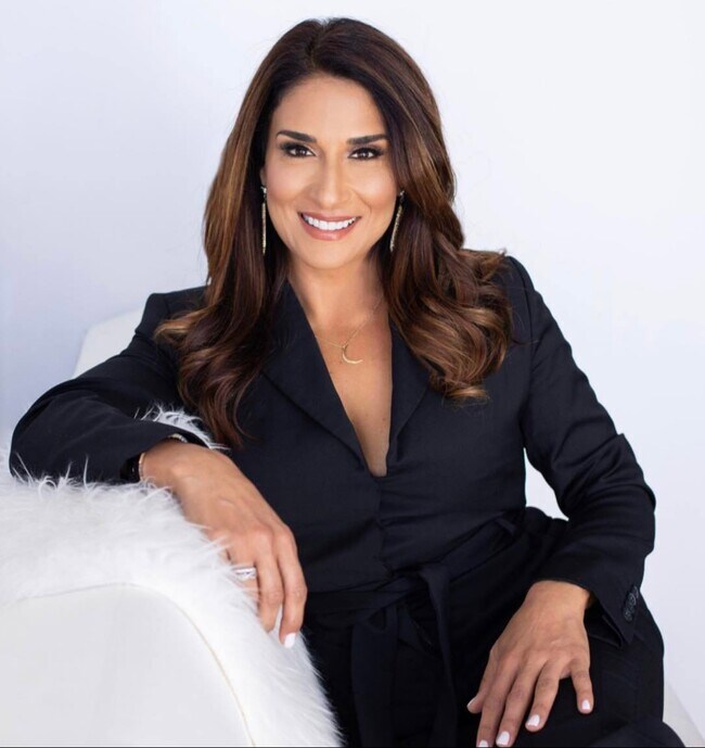 Pamela Valenciano