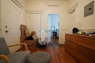 1302 Commonwealth Ave Unit 7, Boston, MA 02134