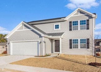 541 Snow Pine Ct, Cedar Springs, MI 49319