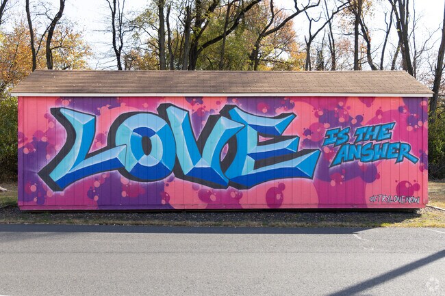 You can find cool murals all around Elderberry Pond.