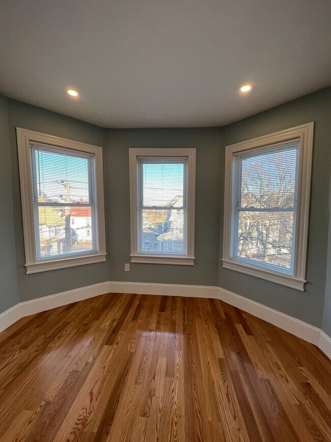 73 Winchester St unit 3, Medford, MA 02155 - photo 2