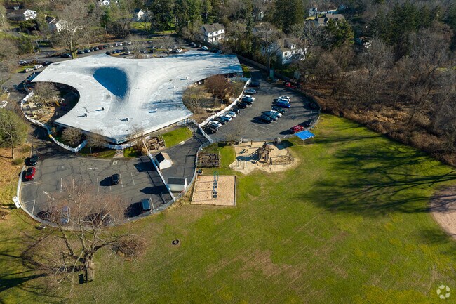 The Learning Community Day School is located in Westport Connecticut.