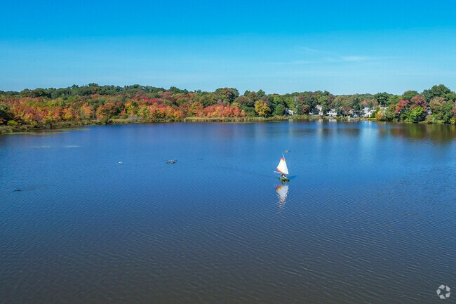 Kayaking and sailing can be enjoyed at Hardy's Pond in Lakeview.