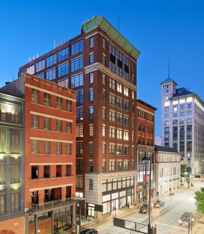 126 E 6th St, Cincinnati, OH 45202