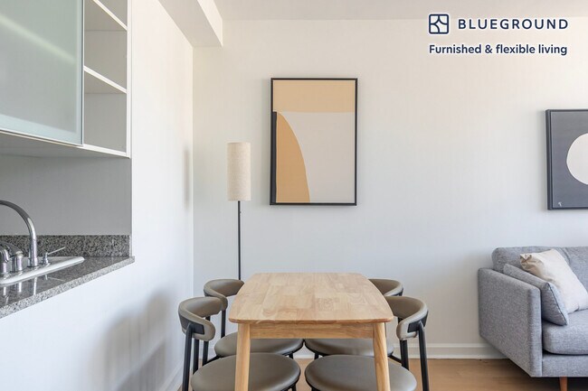 500 W 56th St unit FL26-ID2016, New York, NY 10019 - photo 7