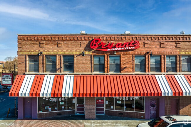 One of the most famous eateries in 18th and Vine, and Kansas City, is Arthur Bryant’s Barbeque.