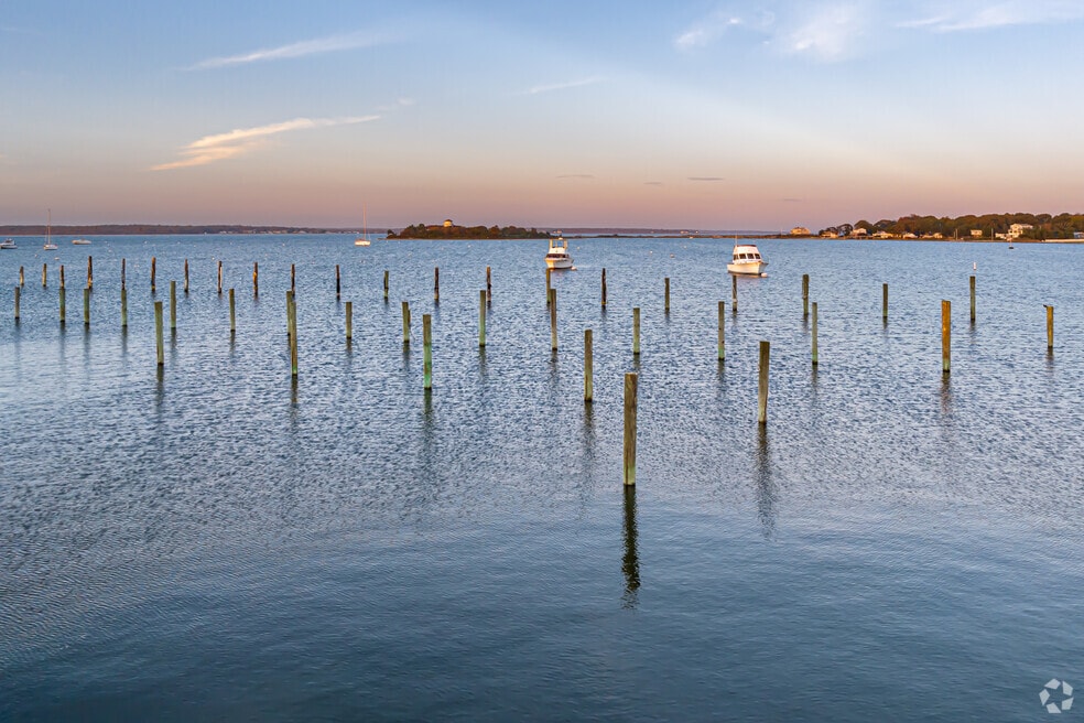 Neighborhood_West Island_02262024