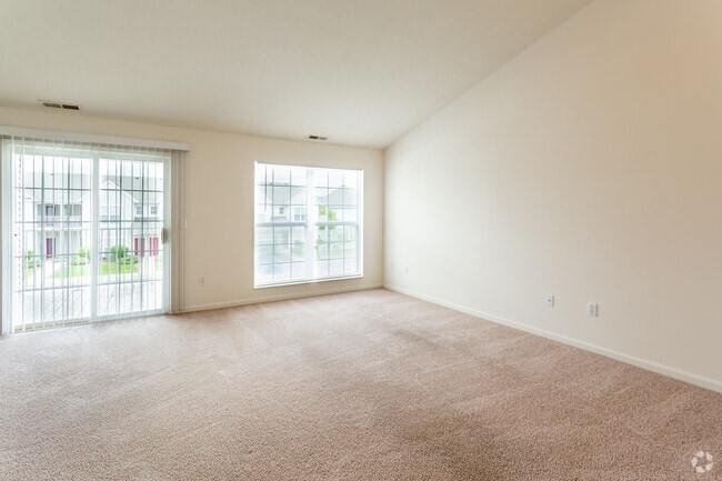 Lake Pointe Apartment Homes, Portage, IN 46368 - photo 2