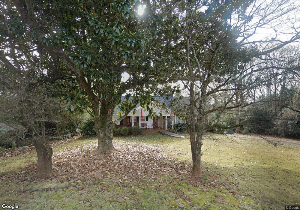 629 Mountain View Cir, Gainesville, GA 30501 - photo 1