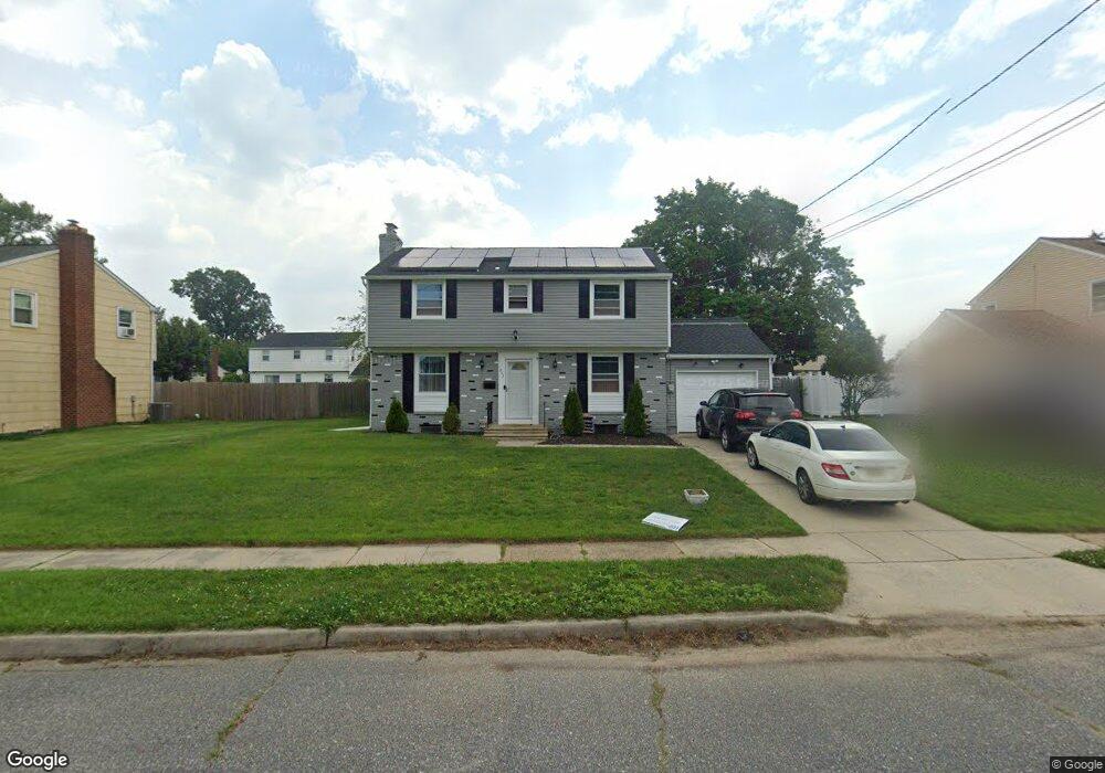 243 Hendrickson Ave, Beverly, NJ 08010 - photo 1