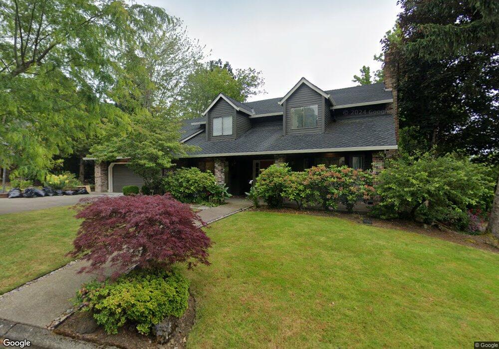 3906 Tamarack Ln, Lake Oswego, OR 97035 - photo 1
