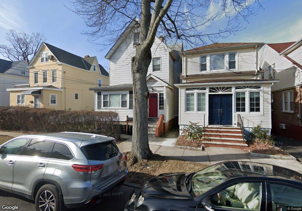 89 Hyatt Ave, Yonkers, NY 10704 - photo 1