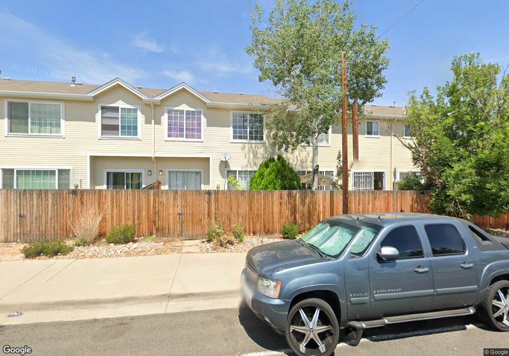 12283 E 2nd Dr, Aurora, CO 80011 - photo 1