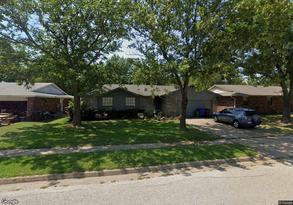 1682 S Pecan Ave, Broken Arrow, OK 74012 - photo 1