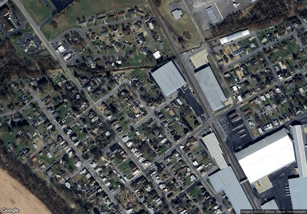 902 Ash St, Watsontown, PA 17777 - photo 1