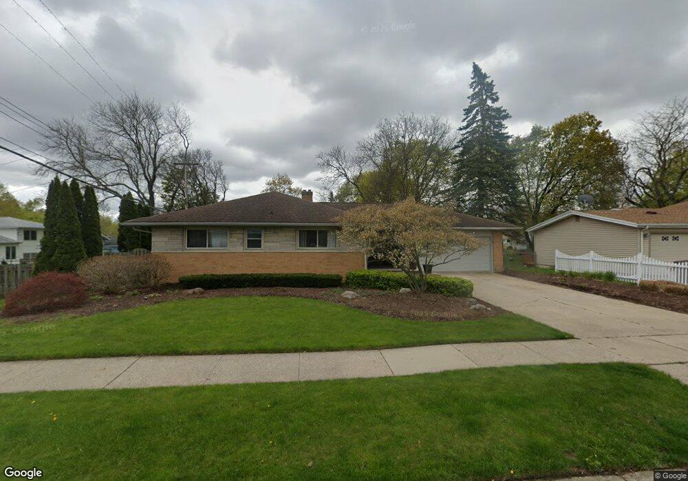 3315 Snowglen Ln, Lansing, MI 48917 - photo 1